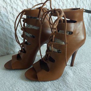 NWT Cognac Lace-Up Cage Peep Toe Booties Heels Back Zip